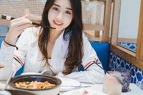 娱乐吃瓜酱小城市,娱乐吃瓜酱的趣味解读